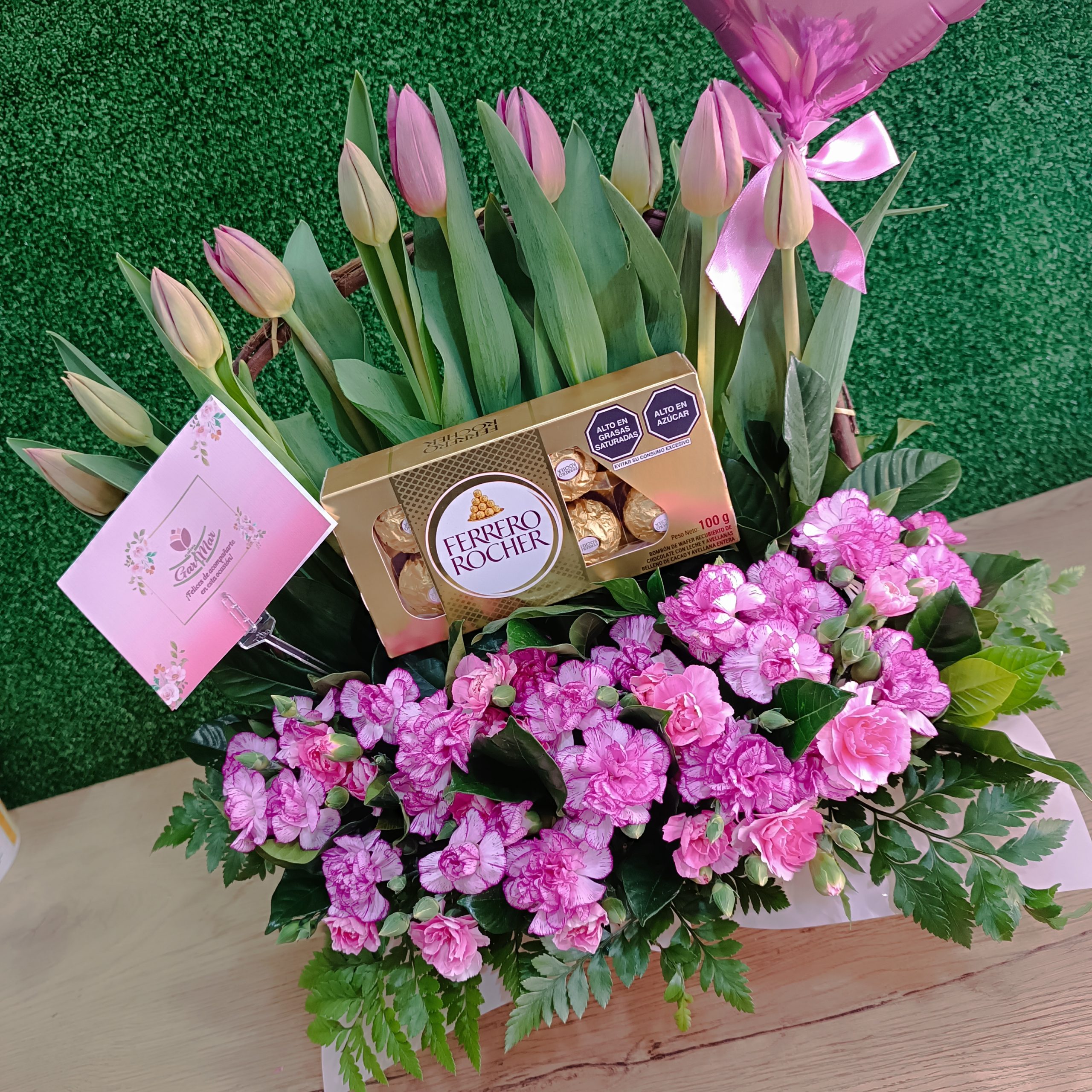 Garmar-Floreria-Canasta-Fanny-Tulipanes-Morados-Rosadas-Blancas-Amor-Aniversario-Agradecientos-Graduacion-Cumpleaños-001